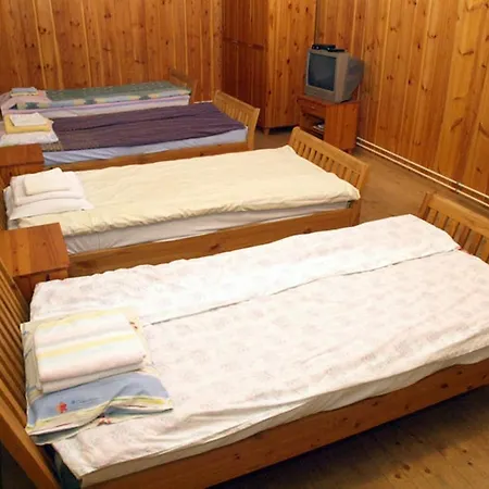 Pensión Pub Guestrooms *